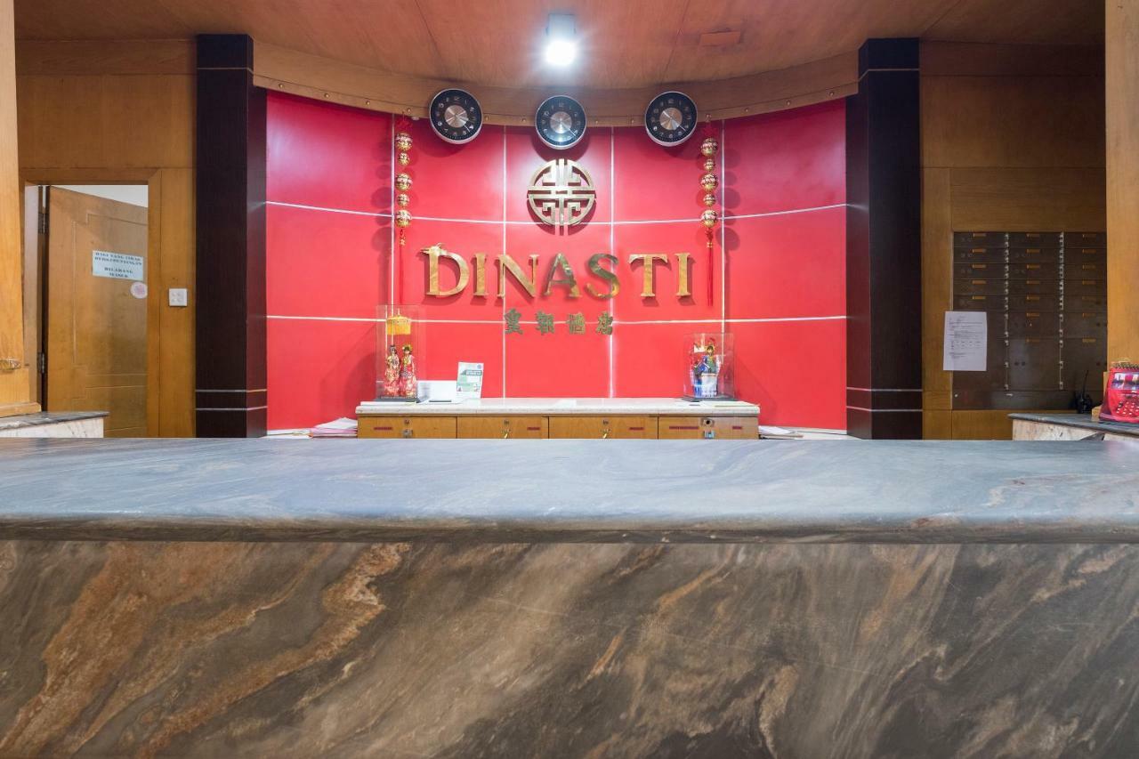 Oyo 821 Dinasti 2* Makassar